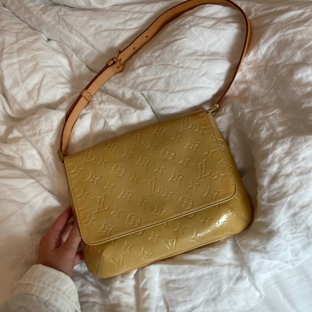 Authentic Louis Vuitton shoulder bag!!!